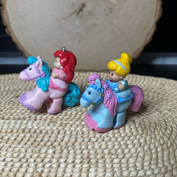 Little People Disney Princess Klip Klop Riding Toy Set - Cinderella & Ariel - Picture 1 of 6